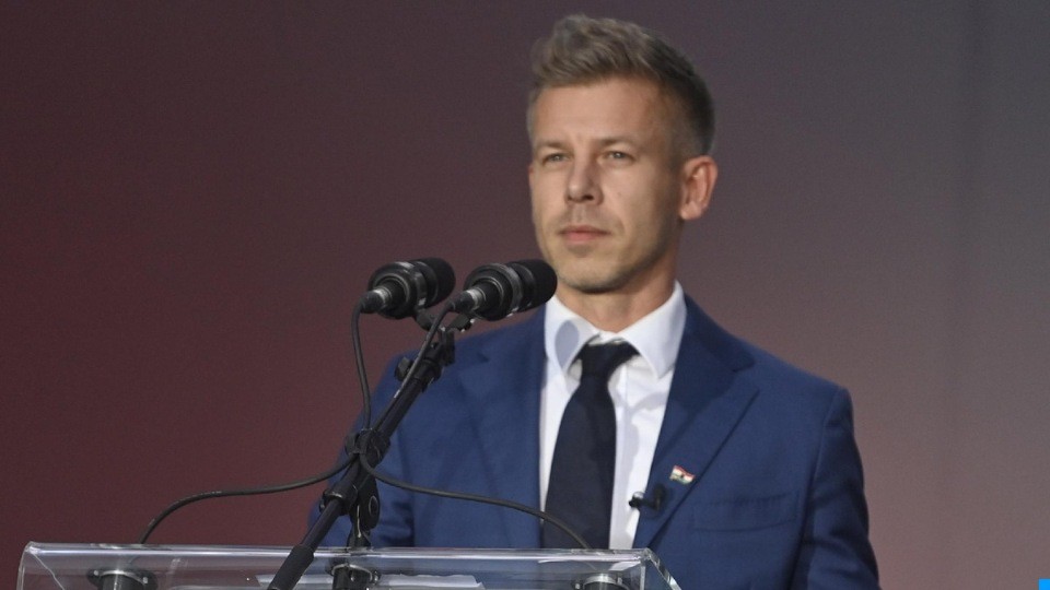 Ami a gyászmisén történt, arra senki sem volt felkészülve! - kis híján összecsapott Magyar Péter és Bede Zsolt