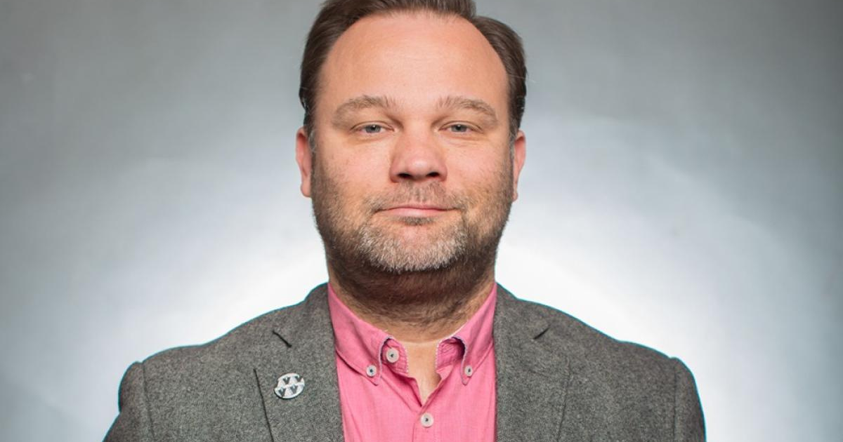 Robbant a hír: a köztévé visszavonta Aranyosi Péter Karinthy-gyűrűjét