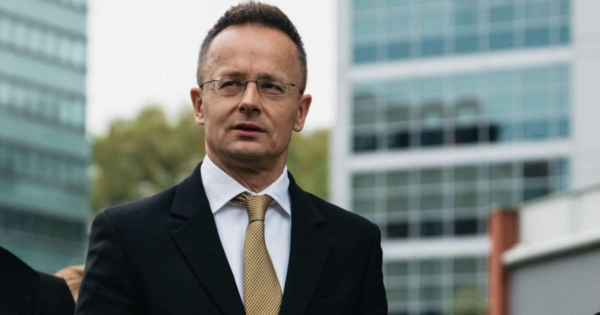 Miliárdosok tűntek fel Szijjártó Péter körül - Magyar Péter is említett néhányat korábban
