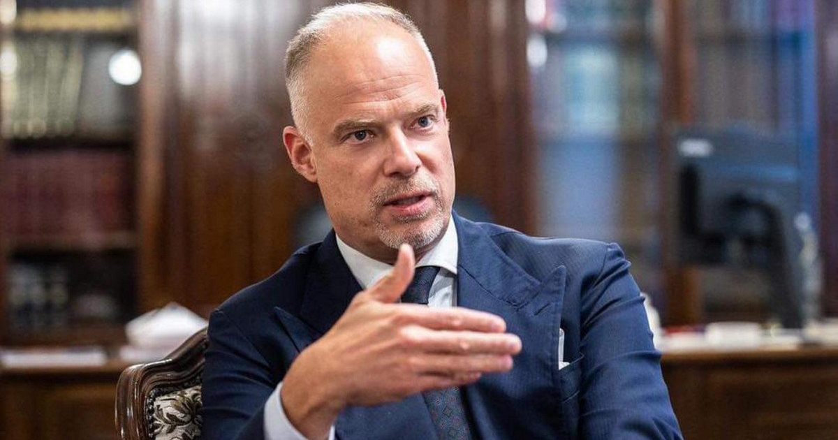 Honvédelmi miniszter Magyar Péter hangfelvételéről: „szánalmas volt ekkora hűhót csapni az egész köré”