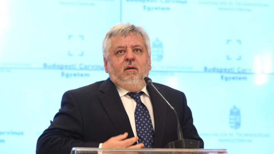 Lánczi András szerint az Orbánnal elégedetlenkedők először is fizessék ki azt, amit megtakarítottak a rezsicsökkentéssel