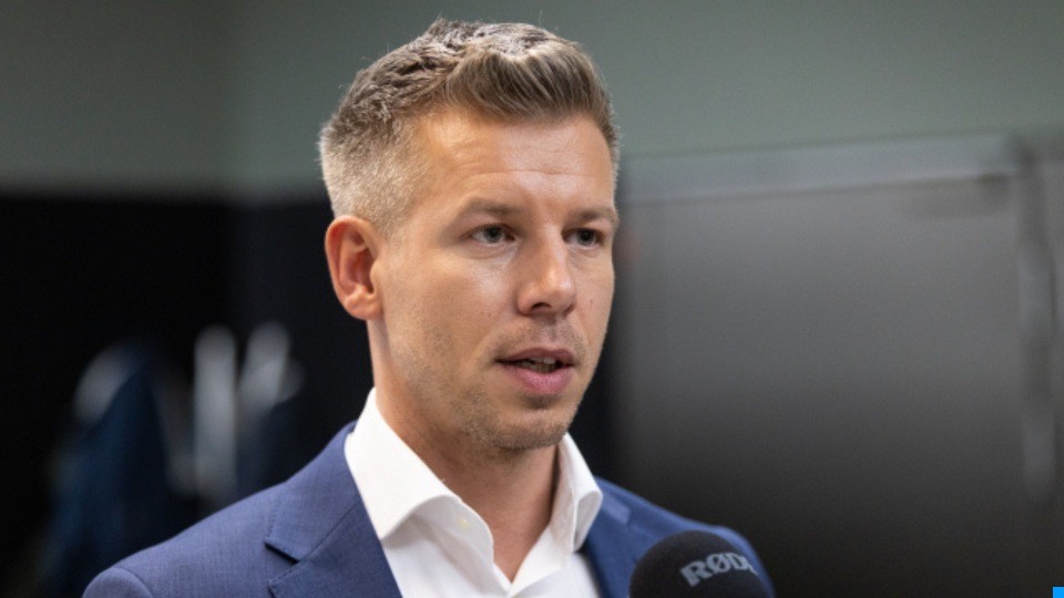 Magyar Pétert is tüntetni hívják a gyülekezési törvény miatt