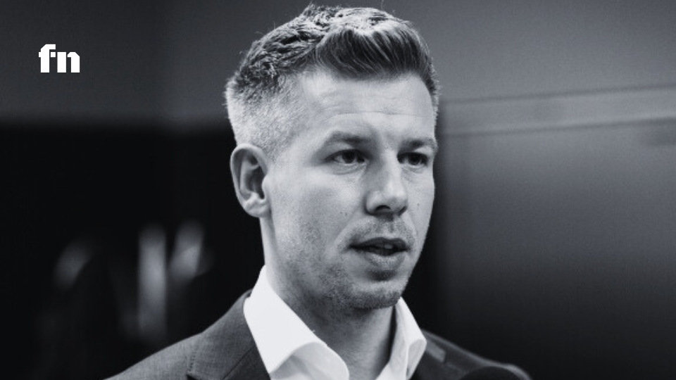 Magyar Péter: Azt eddig is tudtuk, hogy előszeretettel fogadtok orosz kémeket a Külügyminisztériumban