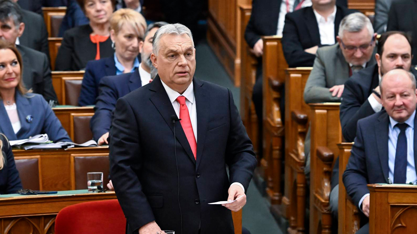 Már a fideszes képviselők is támogatják, hogy kezdeményezzék a kormánynál a szolidaritási adó csökkentését