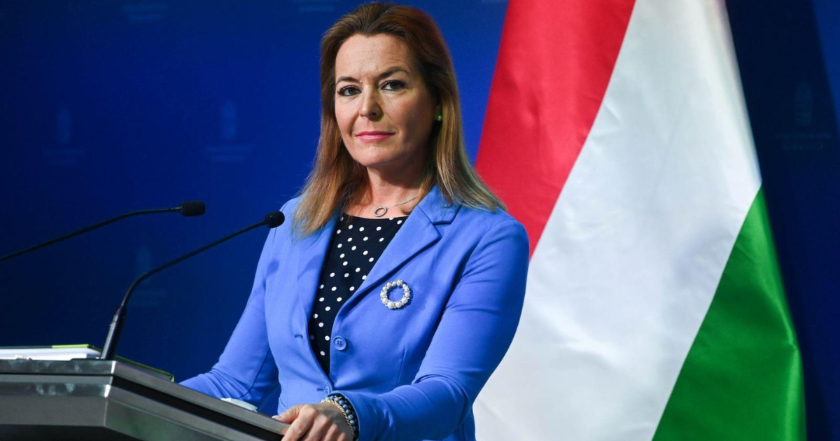 Ilyen még nem volt: felhúzta magát a Telex kérdésein a kormányszóvivő és elviharzott